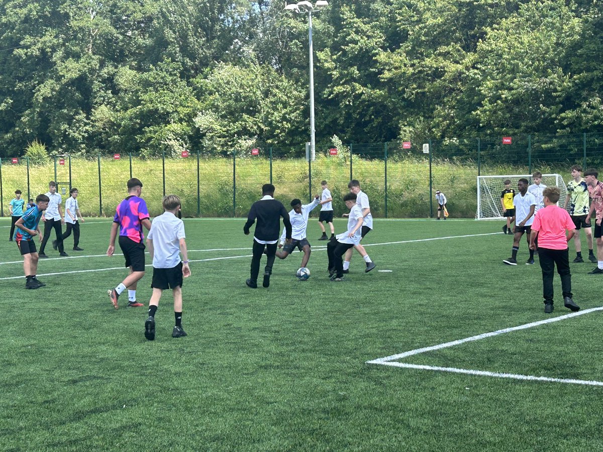 MissPLord's tweet photo. Euro fever is catching ⚽️ A great way to spend lunch time. Was lovely seeing pupils enjoying the sunshine and having fun 🌞 https://t.co/g2NbWPaAhn