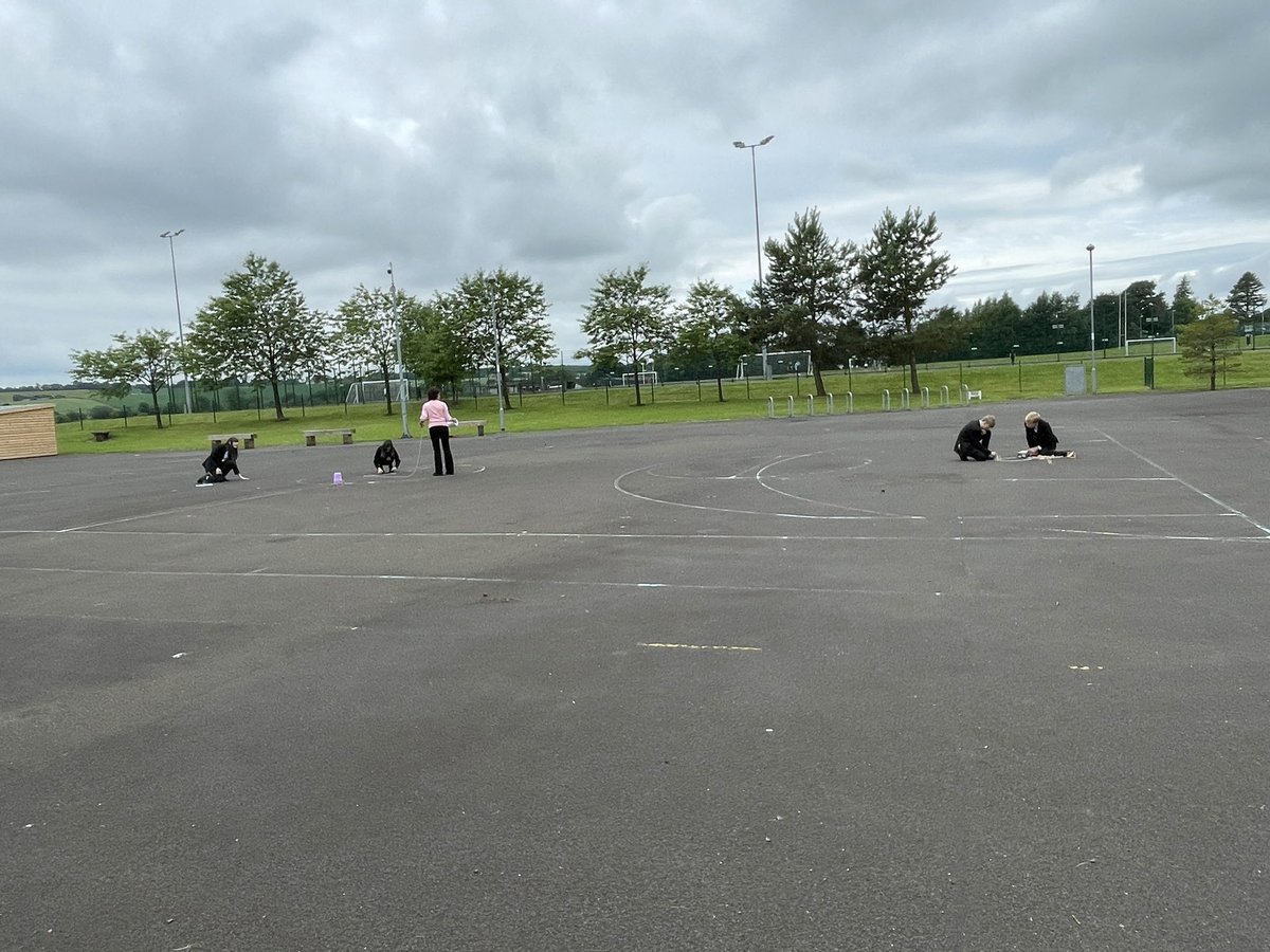 2E have been creating our own standing stones after learning about the Summer Solstice. A great opportunity to take our learning outside ☀️
