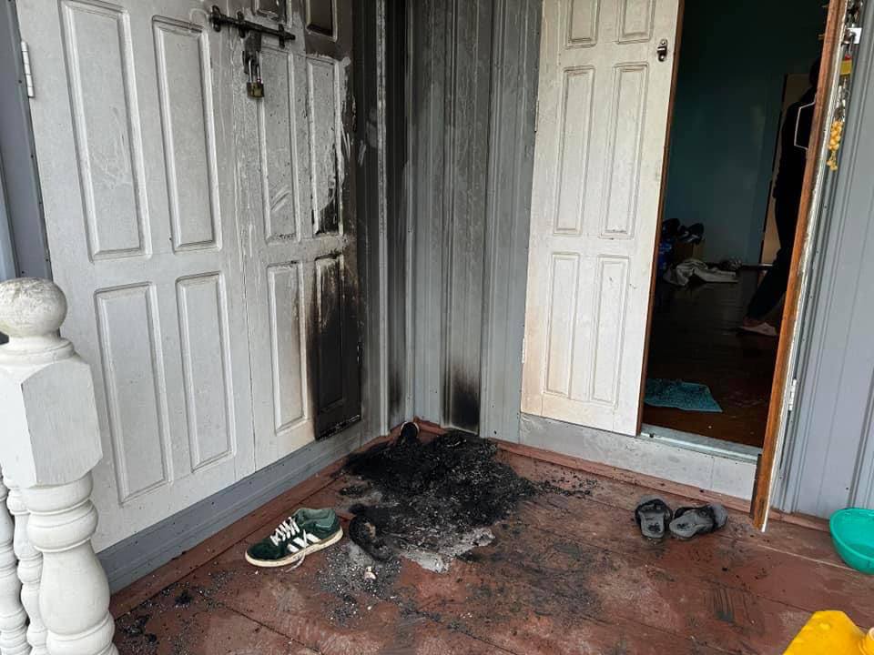 S_AsianXtians's tweet image. #Myanmar 🇲🇲: Horrible destruction in the tribal Christian town of #Hakha, as several homes were burned down by the junta, following clashes with pro-democracy resistance forces in the area.

#JusticeForMyanmar
#SanctionMyanmarJunta
#RestoreDemocracy