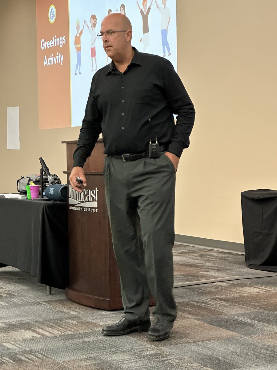 Here we go! <a href="/ToddStrom_/">Todd Strom</a> <a href="/JonGordon11/">Jon Gordon</a>