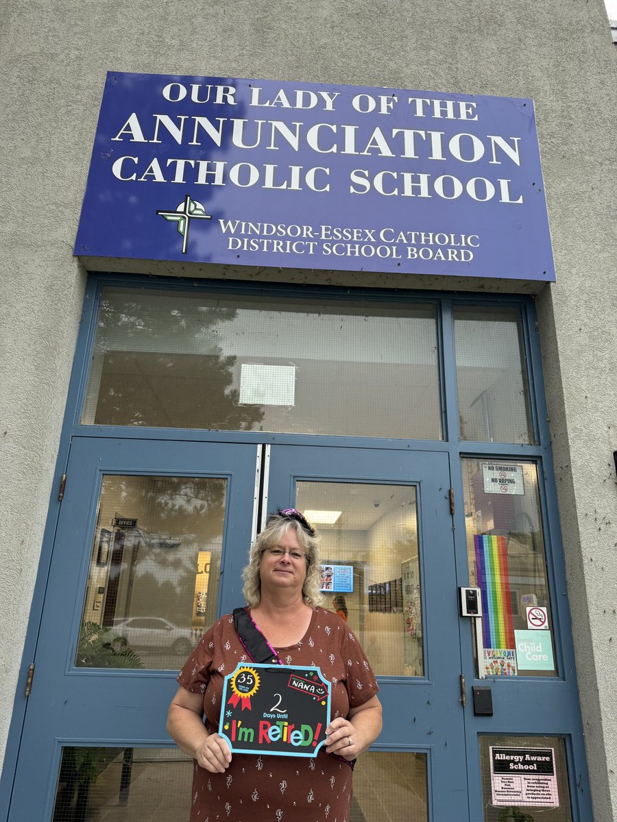 Annunciation tweet media