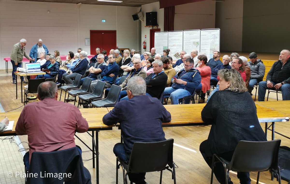ccplainelimagne's tweet photo. [PLUiH – Réunions publiques]

📣150 personnes ont assisté aux réunions publiques  pour découvrir les avancées du PLUiH et les projets de développement durable pour notre territoire🌱🏡
Merci pour votre mobilisation ! 👏

#PlaineLimagne #PLUiH #DeveloppementDurable #Urbanisme https://t.co/alSEa1jqZU