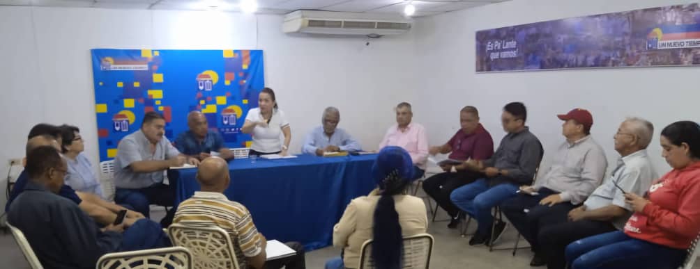 sandraalfaro's tweet photo. #25Jun24 #SandraAlfaro En la reunión del COCE, Coordinación Central Estadal del @MonagasConVzla, seguimos pa'lante por la libertad de #Venezuela, vamos con
@EdmundoGU
@MariaCorinaYA
@VoluntadPopular
#HastaElFinal
#VamosAGanar
#Mvto1roDeMayo https://t.co/F1IsmEqNHh