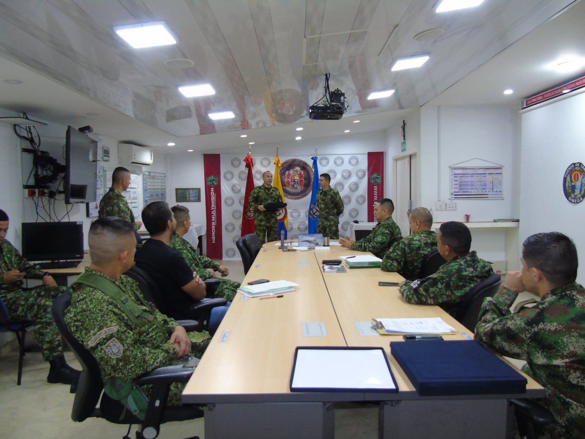 ftc_omega's tweet photo. El Comando Específico del Caguán despide con gratitud al personal que durante dos años brindó sus servicios en pro de la seguridad y bienestar de la población en el departamento del #Caquetá.

#SiempreATuLado https://t.co/42wmncxe9D