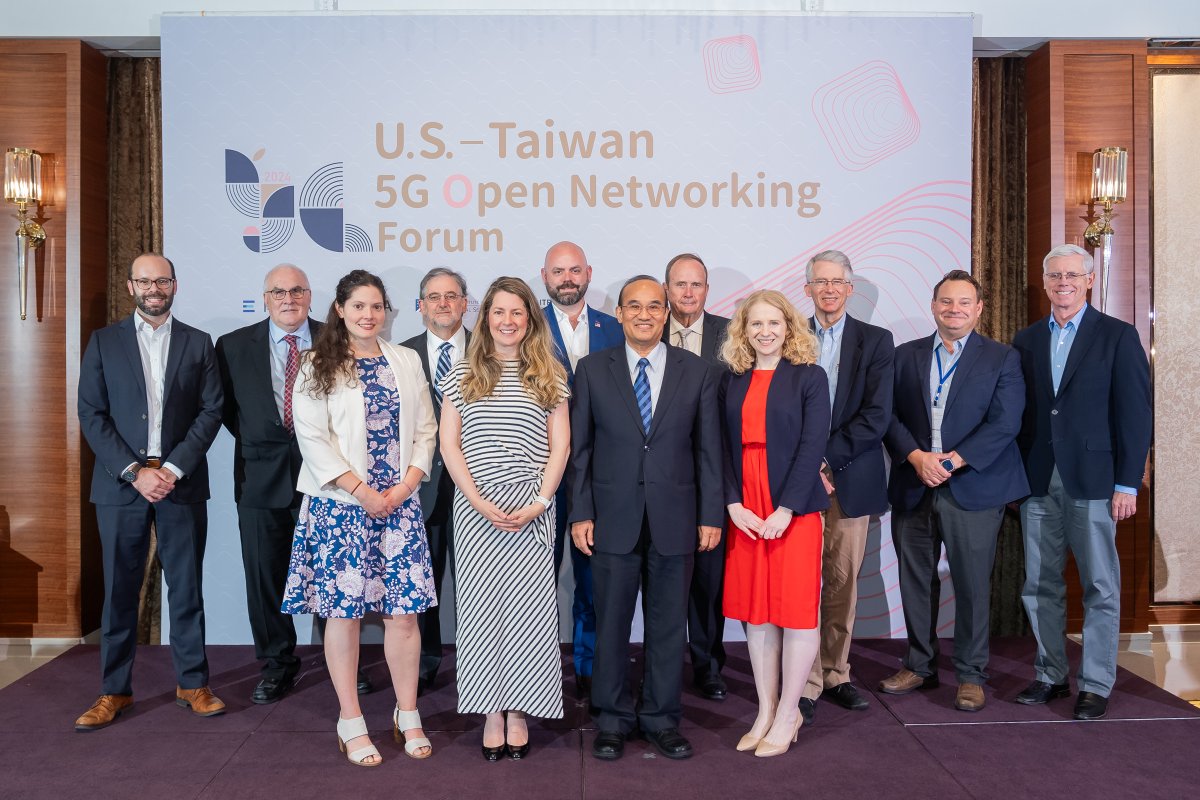 deepsignl's tweet photo. #OpenRAN offers an exciting opportunity to expand the radio access network ecosystem with new technologies, techniques and innovations! Last week, #DeepSig CEO Jim Shea participated in the U.S.-Taiwan #5GOpenNetworkingForum, where leaders of the #5GOpenRAN sector convened to discuss their commitment to open, secure and reliable networks.