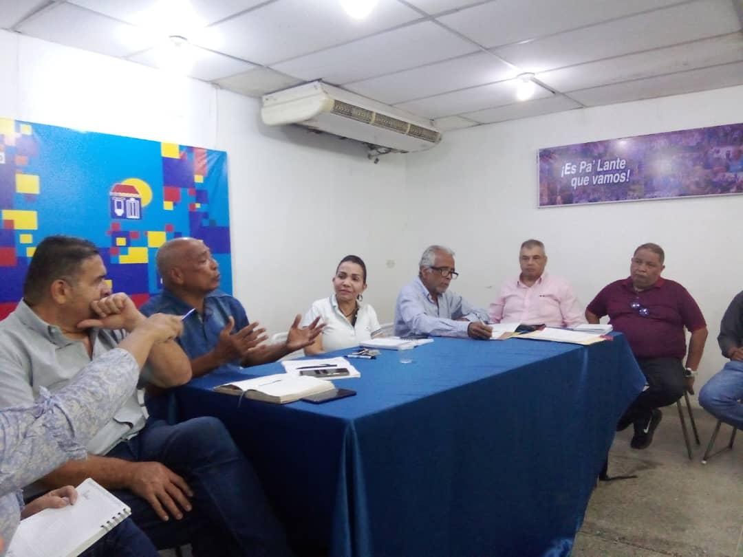 Mvto1roDeMayo's tweet photo. #25Jun24 #SandraAlfaro En la reunión del COCE, Coordinación Central Estadal del @MonagasConVzla, seguimos pa'lante por la libertad de #Venezuela, vamos con
@EdmundoGU
@MariaCorinaYA
@VoluntadPopular
#HastaElFinal
#VamosAGanar
#Mvto1roDeMayo https://t.co/GmTuyJ9MSR