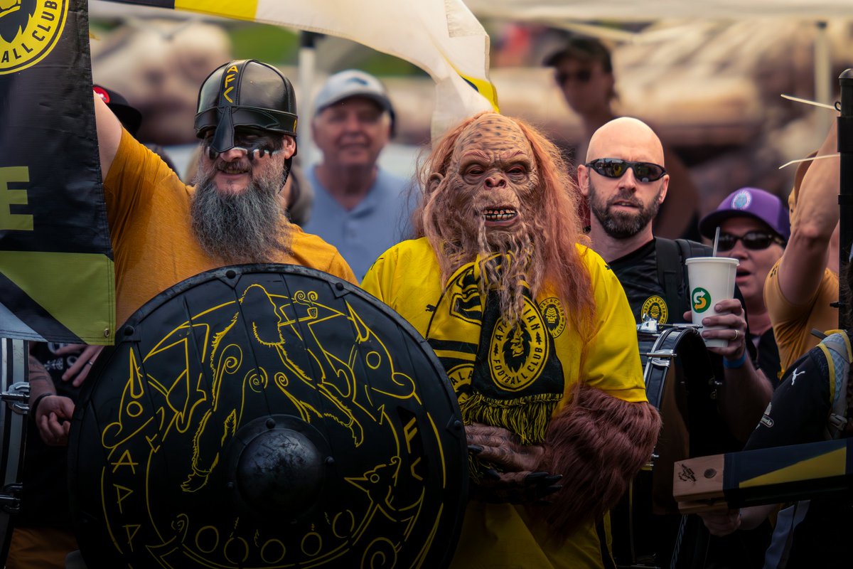 These folks are amazing. They are kind, genuine, giving and most of all they relentlessy support our club. Thank you to <a href="/thesquatchguard/">thesquatchguard</a> for your continued support over these past four years, we would not be where we are without you!