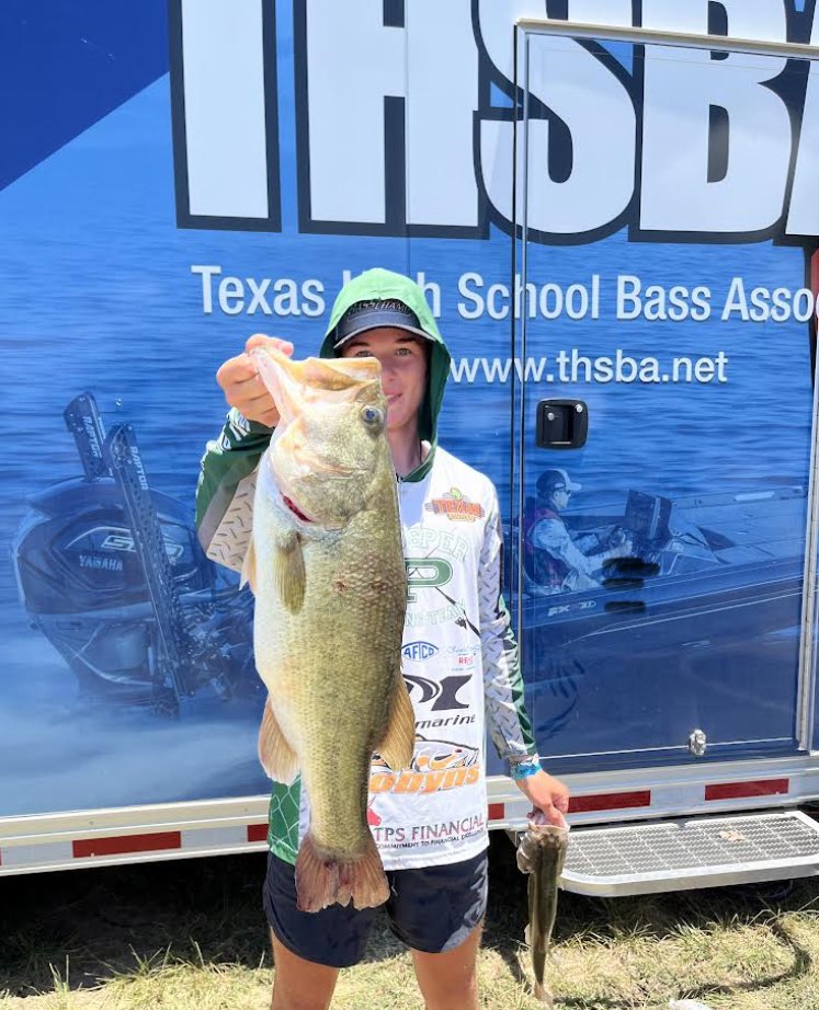 coachterreneek's tweet image. Celebration alert!!! #ProsperProud of Hooper for placing🥇out of the top 100 anglers in the state!!! #TheStandard #THSBA