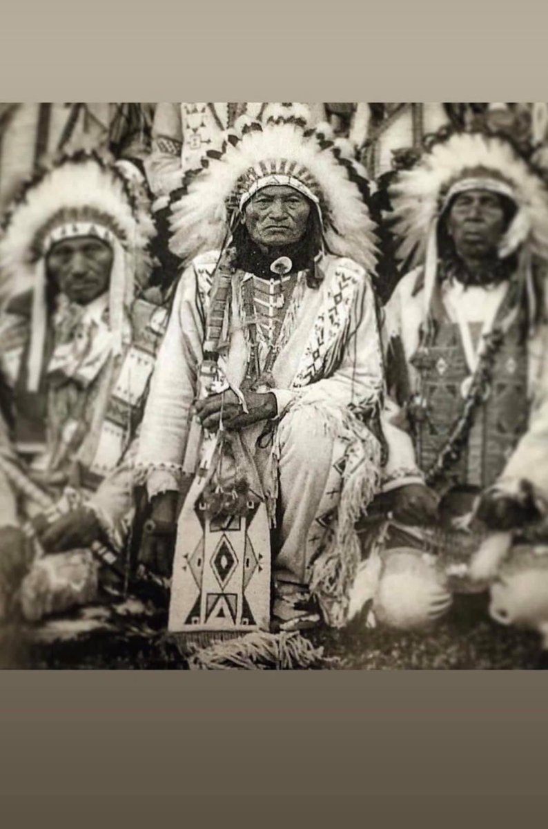 3_ceratops's tweet photo. 148 yrs ago the combined forces of the Lakota, Northern Cheyenne, and Arapaho tribes, annihilated 5 of the 7th Cavalry's twelve companies in what is known as the Battle of Greasy Grass. "Peji Sla" or sometimes referred to as Custer's Last Stand. (1) https://t.co/bpCX6gXpGg