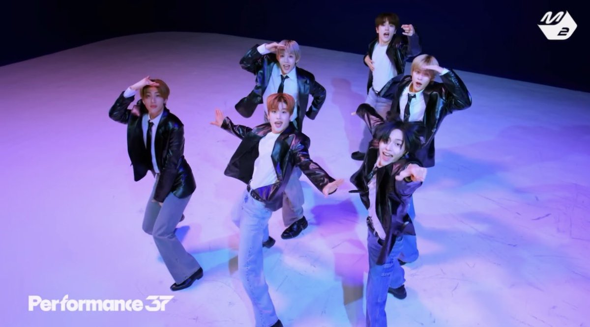 ohmystone_'s tweet photo. @M2MPD @RIIZE_official #Performance37_RIIZE
모든 장면 하나하나가 명장면이라고 생각하지만 아무래도 다같이 강강술래 파트가 아닐까싶습니다
보면서 저도 신나서 영상 속으로 들어가 라이즈와 같이 강강술래하고 싶은 마음 꾹 참았습니다.
이런 고퀄 퍼포영상 너무 감사합니다
적게 일하시고 많이버세요 사랑합니다🧡 https://t.co/ilKb2UMmxW