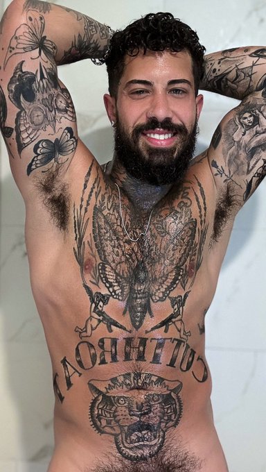 dropping this video on instagram today. 💦 https://t.co/txUxxyWhMS<a href="/tag/selfie"class="tags"><span>#selfie</span></a>