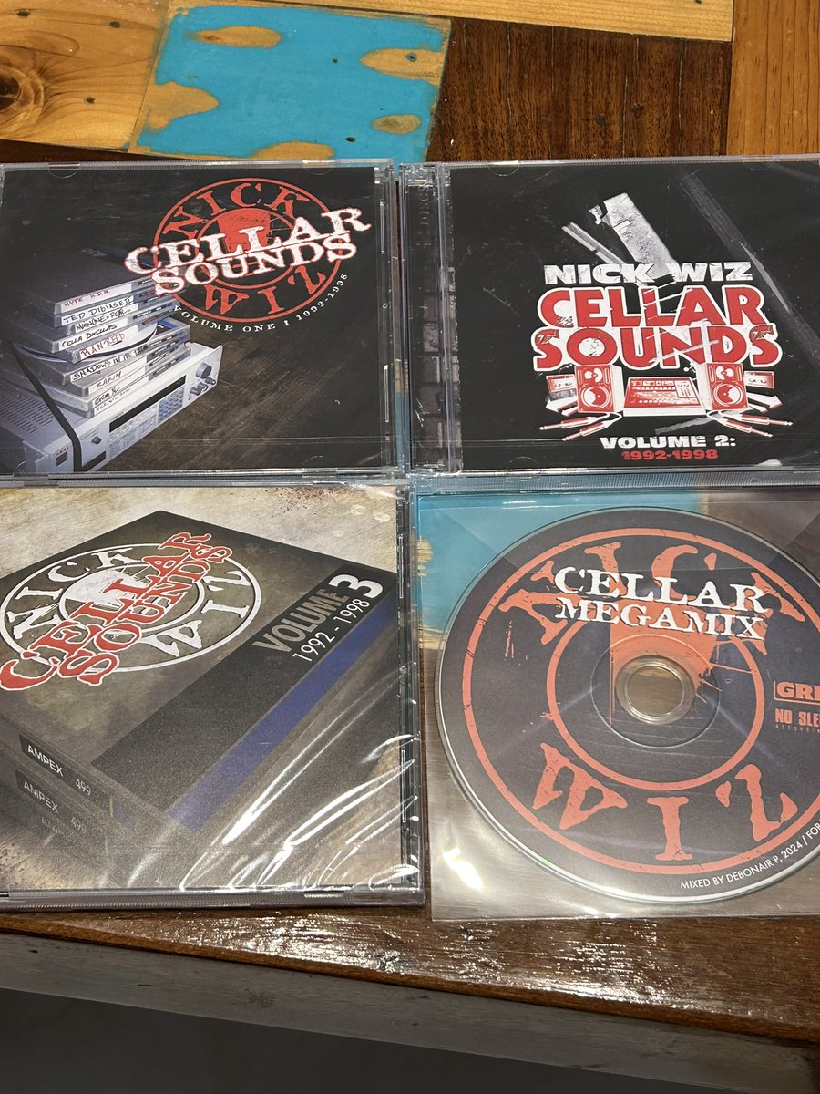 tsune_44's tweet image. 思ったよりも早く届いた！！！今までプレ値で買わなくて良かった！！！
#nickwiz