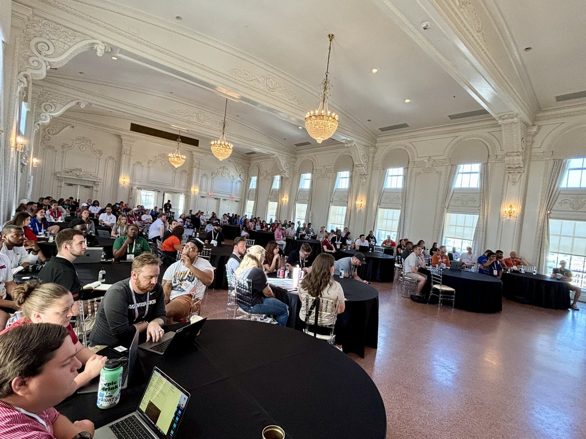 SkullSparks's tweet photo. And we’re off. Day 1 of #SkullSparks24 with 150+ college sports creatives at the Mayo Hotel in downtown Tulsa https://t.co/fV8u2d0ETU
