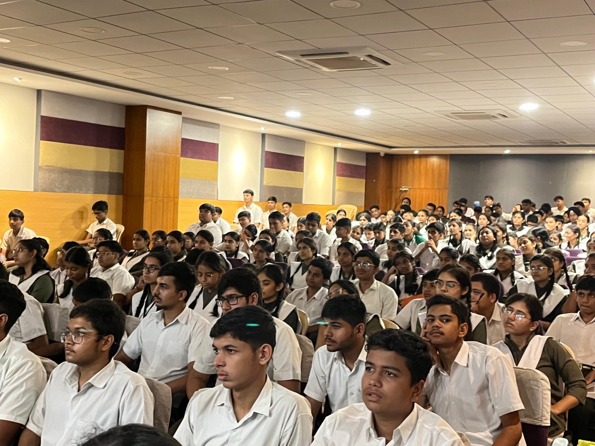 Customs Indore tweet media