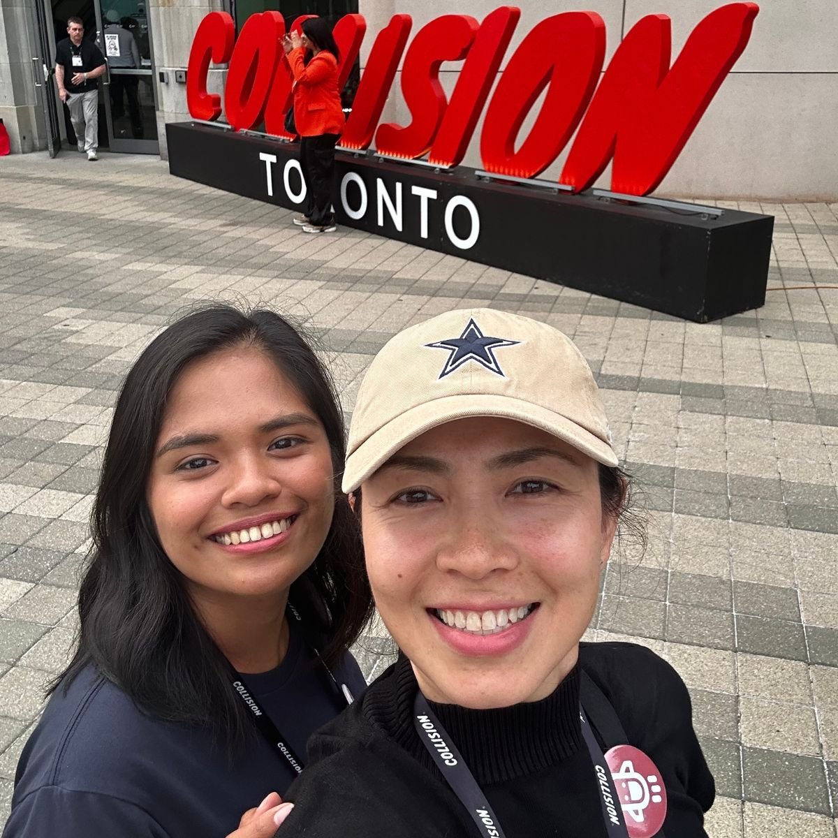 It's a wrap! Cheers to <a href="/CollisionHQ/">Collision Conf</a> for another jam-packed conference this year! 

TL;DR there's def a need for Parmazip telepharmacy in Canada. Watch out for the amazing updates soon!

Read more here: blog.parmazip.com/parmazip-colli…

#collisionconf #startups #toronto