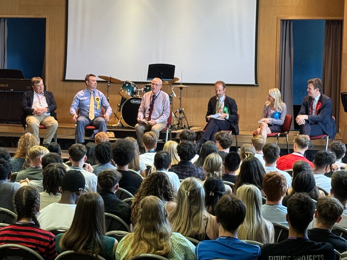 St Bede's School (@stbedesredhill) on Twitter photo Many thanks to the Reigate constituency candidates for coming to St Bede's today for a hustings event. Students & staff were interested in hearing the candidates' responses about a range of key issues <a href="/StuartBradyLab/">Stuart Brady</a> <a href="/_JonathanEssex/">Jonathan Essex</a> <a href="/markjohnstonld/">Mark Johnston</a> <a href="/Rebecca_SPaul/">Rebecca Paul MP</a> @reformUKsurrey Many thanks to the Reigate constituency candidates for coming to St Bede's today for a hustings event. Students & staff were interested in hearing the candidates' responses about a range of key issues <a href="/StuartBradyLab/">Stuart Brady</a> <a href="/_JonathanEssex/">Jonathan Essex</a> <a href="/markjohnstonld/">Mark Johnston</a> <a href="/Rebecca_SPaul/">Rebecca Paul MP</a> @reformUKsurrey
