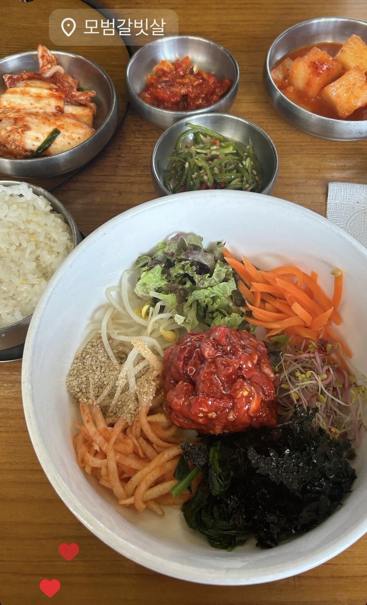 calimelokorea's tweet photo. ソウル中のユッケビビンバを食べ尽くす女の
１人飯におすすめのお店たち🐮❤️

📍シンノヒョン　チルベクシクダン(칠백식당)🥈
📍江南  モボムカルビサル(모범갈비살)🥉
📍狎鴎亭　牛家-ウガ(우가)🥇
📍ジョンロ5ガ プチョンユッケ(부천육회)

1位の牛家はレベチで🤤バーナーで表面を炙ってくれるのでレアハンバーグに近いです！