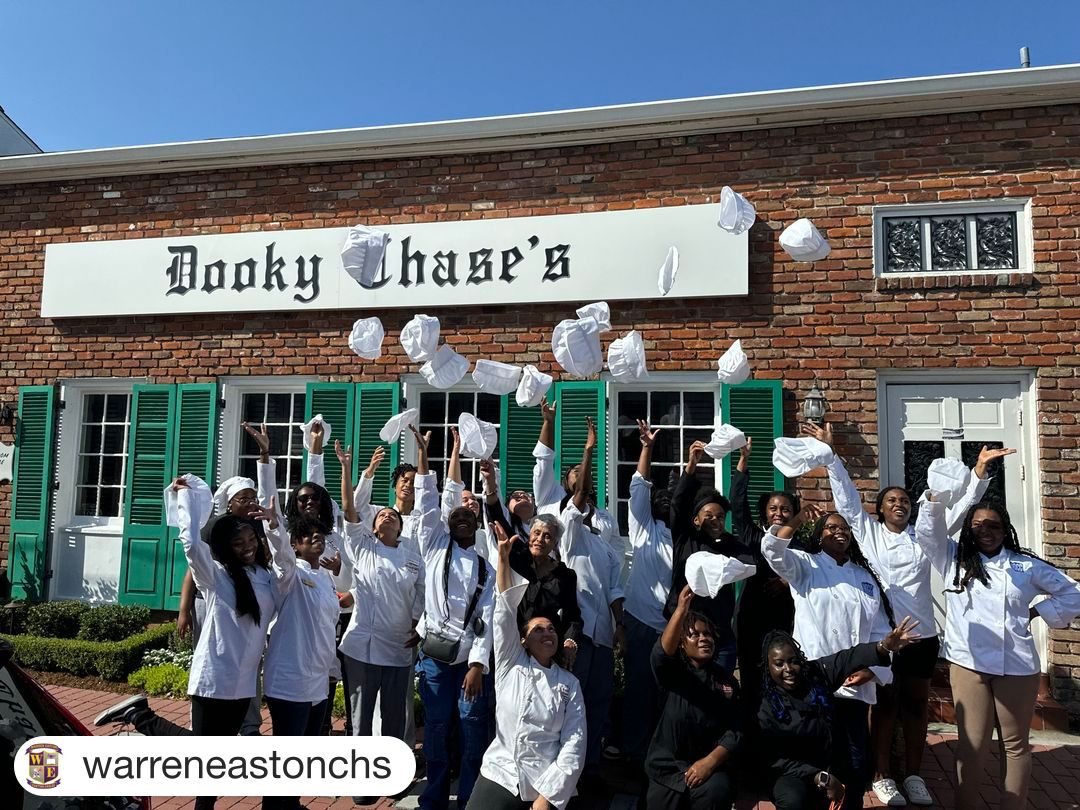 We're #LOVING this good news from <a href="/Easton_CHS/">Warren Easton</a> ! Congratulations to these amazing scholars in their Jump Start Summers Program!🎉👏 #NOLAPS #ScholarSuccess
・・・
🎉 Warren Easton's Jump Start Summers Program: A Recipe for Success! 🎉

We are thrilled to announce the incredible