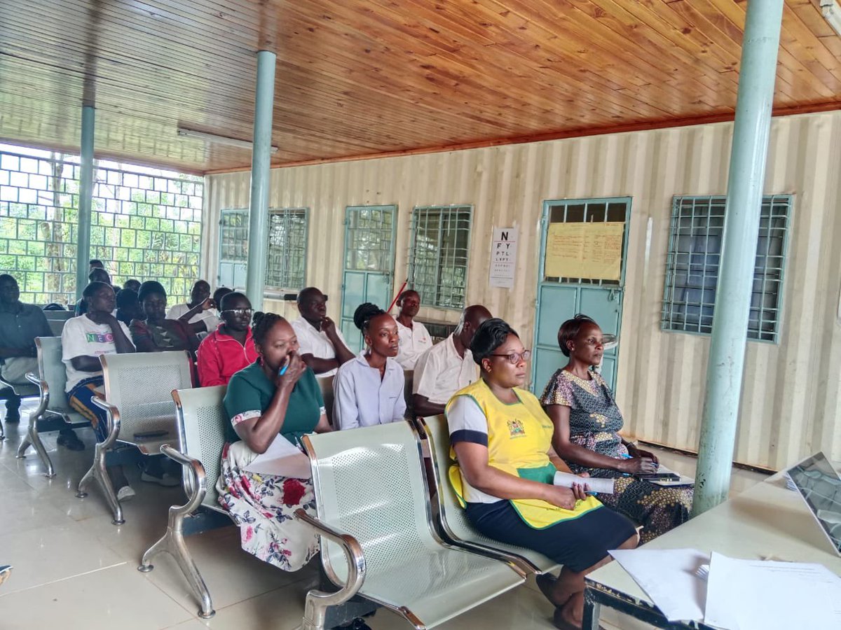 ReActAfrica_RAN's tweet photo. ๐ฅ Community Engagement ๐ฅ
Training healthcare workers and community health promoters at one of the health centres in Siaya, Kenya.
#GlobalAccountability
#AdvancingOneHealth https://t.co/Y04Fn6YNAc
