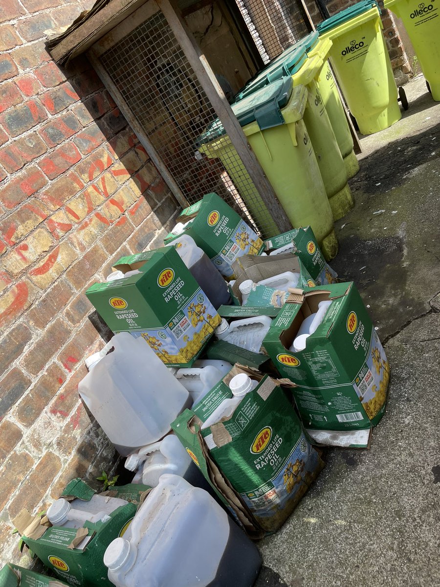 Is the current collector of your waste oil letting you down? We offer regular collections in your area. Call for details 07801073384