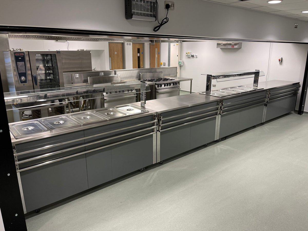 CaterFix are delighted to complete the kitchen at Lincroft Academy. A superb new building with modern commercial kitchen and front counter designed and installed by our experts. Good luck to all the catering staff, we will be here to support all the service and maintenance needs