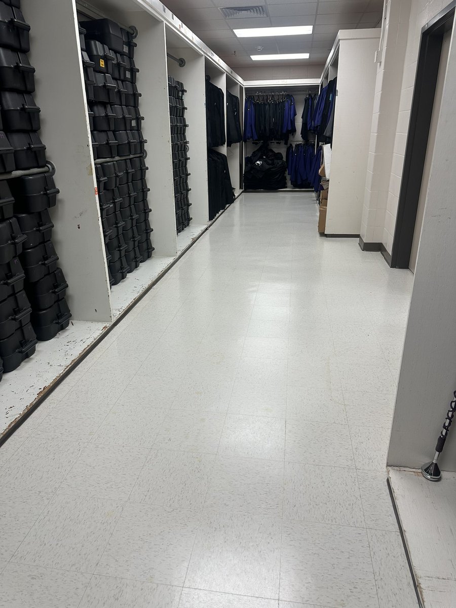 Humble Wildcat Band (@hhswildcat_band) on Twitter photo Came in this morning to our band hall with freshly scrubbed and waxed floors. Shoutout to our <a href="/HumbleISD_HHS/">Humble High School</a> custodians for doing such a PHENOMENAL job! 2024-2025 is off to a ✨fresh✨ start! Came in this morning to our band hall with freshly scrubbed and waxed floors. Shoutout to our <a href="/HumbleISD_HHS/">Humble High School</a> custodians for doing such a PHENOMENAL job! 2024-2025 is off to a ✨fresh✨ start!