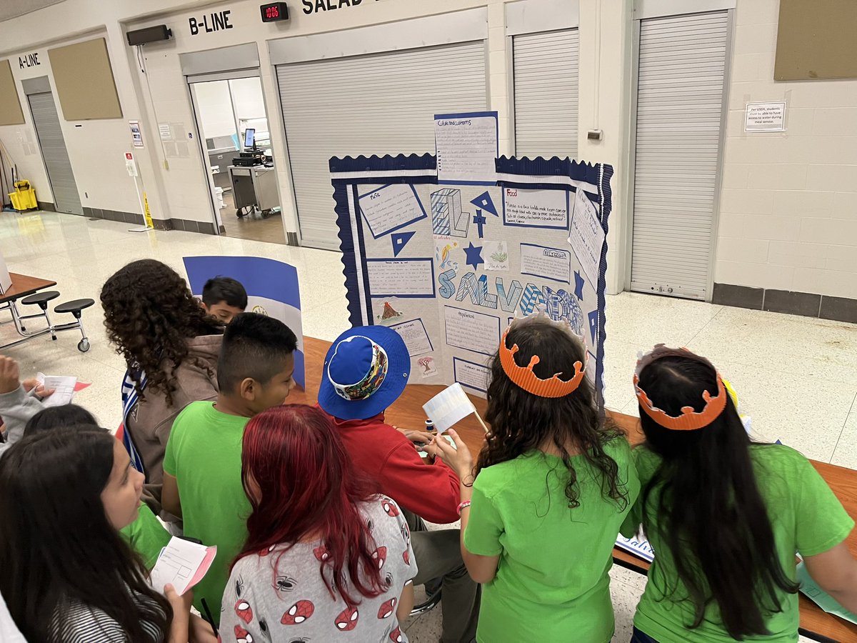 AP_Zirkle's tweet image. @SliSummer Multicultural Celebration is here! Students are teaching EACH OTHER about the different countries of the world! Speaking and listening all day long. 🌎 @AliefLearns @AliefISD @Alief_SLE @MMrbracy @APBlair_ @Sroninub2Newby #SUCCESSnothingless