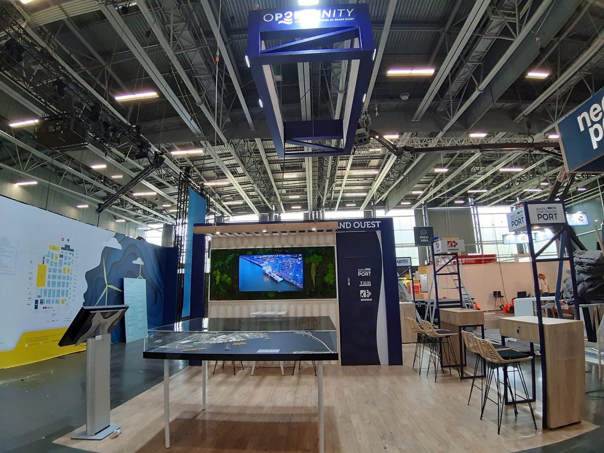 oPORTunity (@oportunity_fr) on Twitter photo J-1 !
Retrouvez-nous dès demain sur le stand D32 du salon Seanergy <a href="/BluesignEvents/">BluesignEvents</a>, au Parc des expos de la Beaujoire à Nantes.
💬 Venez échanger avec nos experts de Nantes Saint-Nazaire Port, Terminal du Grand Ouest (TGO) et SOGEBRAS sur le développement des EMR. J-1 !
Retrouvez-nous dès demain sur le stand D32 du salon Seanergy <a href="/BluesignEvents/">BluesignEvents</a>, au Parc des expos de la Beaujoire à Nantes.
💬 Venez échanger avec nos experts de Nantes Saint-Nazaire Port, Terminal du Grand Ouest (TGO) et SOGEBRAS sur le développement des EMR.