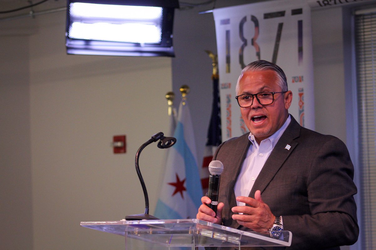 Artificial Intelligence is taking our world by storm and it’s incumbent on us to collaborate and craft the solutions of tomorrow, today. Thank you, <a href="/FT4GXiaochen/">Xiaochen Zhang</a> for putting on #ChicagoAIWeek bringing industry leaders, community stakeholders, and public officials together.