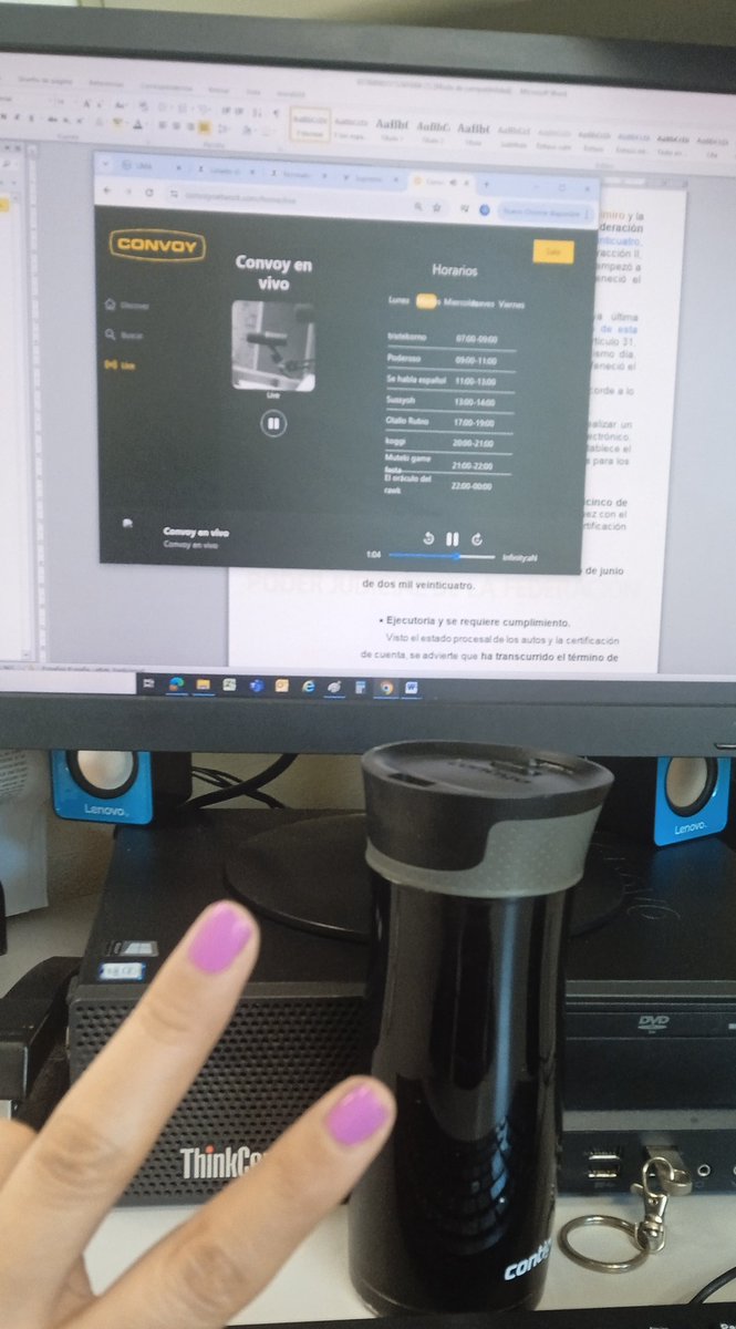 InsoportableRox's tweet image. Con mi cafecito en la &quot;aldea godín&quot;,
 feliz de escuchar al profe @ivannieblas subiendo el rating matutino!!!! 
#PoderosaChapata