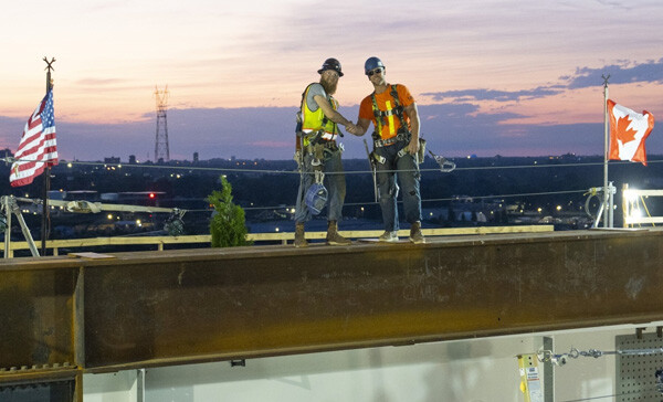 _investwe's tweet photo. Check out this Globe and Mail podcast on the @GordieHoweBrg crossing and #WindsorEssex's economic boom. 🎧 Discover how our region is thriving and what economic impact the bridge will have on the region's future. #CanadaUSBorder #InvestWindsorEssex
🎙️ https://t.co/EW4HJcAHdG https://t.co/2diyErbIh6