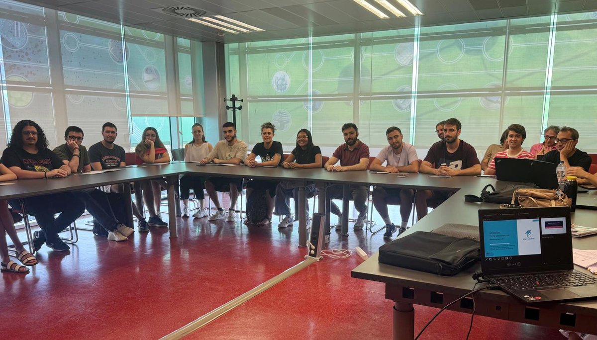 itacaUPV's tweet photo. 😃Our researchers are developing an innovative tool to solve the emotional challenges of #onlineTeaching. 
👩‍💻👨‍💻"We want to integrate #digitalisation in education promoting a #holistic🔄 digital culture"
➕INFO here: https://t.co/26Si69Mv2U
#OnlineTeaching #InnovativeSolutions https://t.co/agh8hqOAQF
