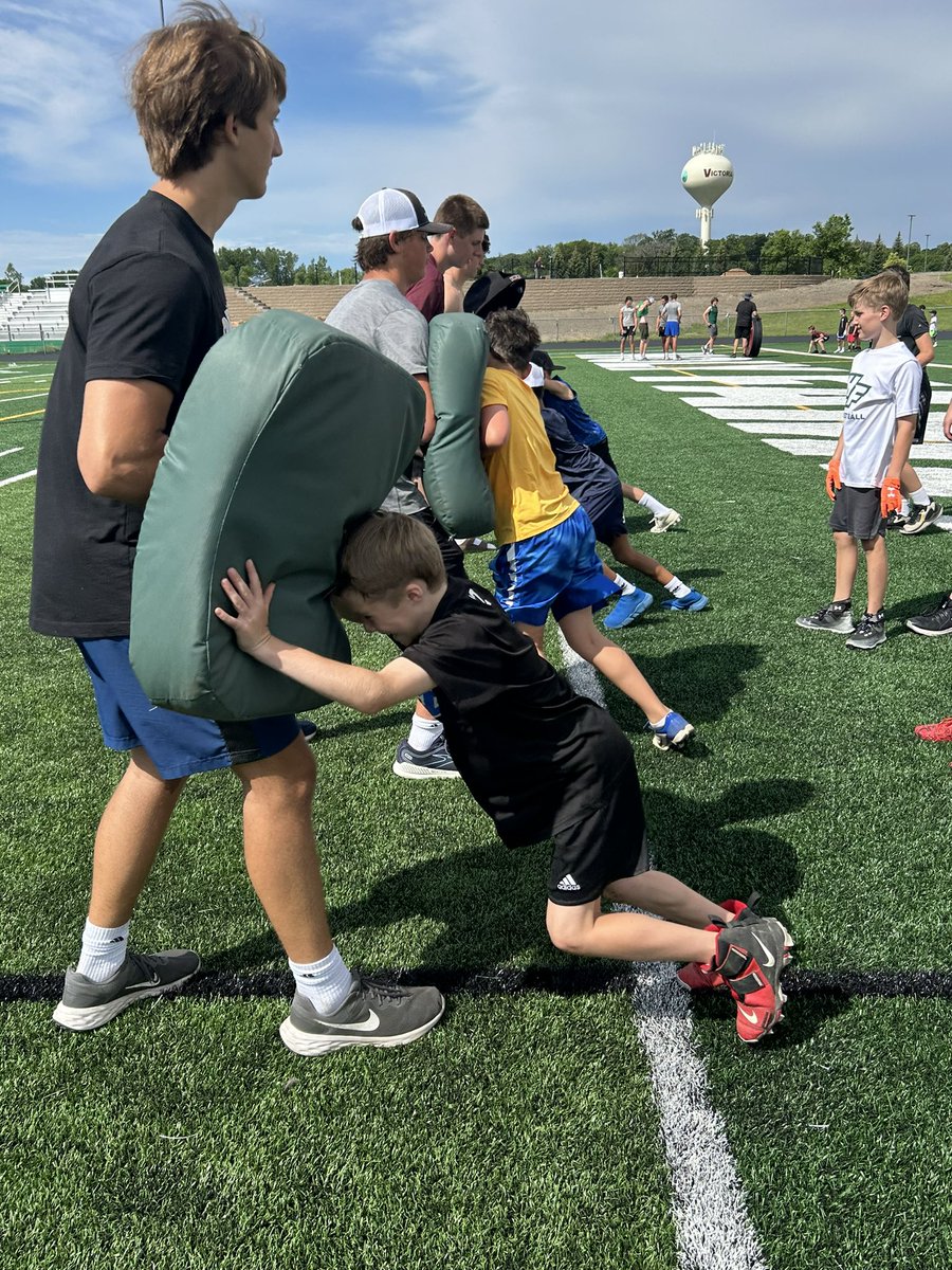 Boys are having a BLAST at football camp on this beautiful day 🔥@HFFireFootball <a href="/CoachDanOB/">Dan O'Brien</a>