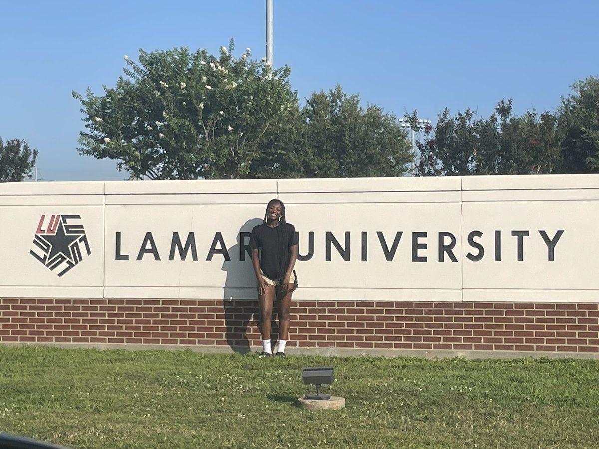 Thank you <a href="/LamarWBB/">Lamar Women's Hoops</a> for an amazing camp and great experience and amazing feedback <a href="/SpursTyler/">Texas U East Texas Spurs 🏀 🏀</a>