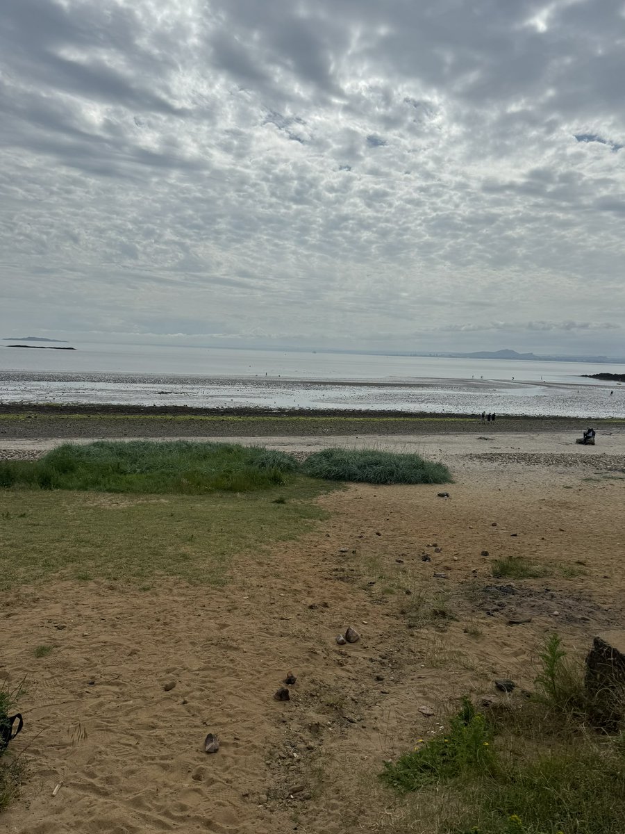 What an amazing day at the beach today with our S4s! There was sampling, keys making, revision game and even a treasure hunt. The sun did come out for us too ☀️🫶🏖️#biologytrip #biologyteacher