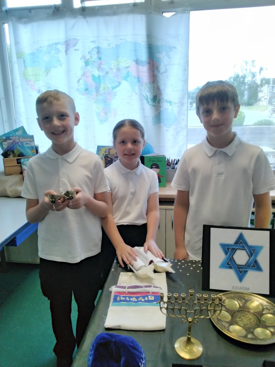 Morley Place Academy tweet media