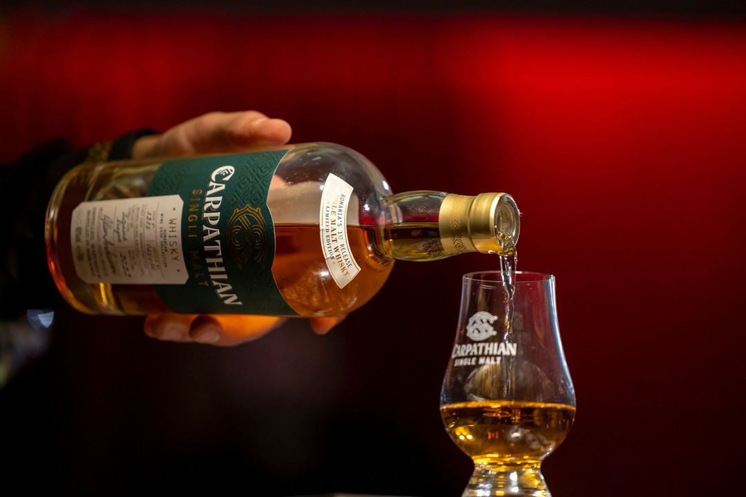CarpathianMalt's tweet image. greatdrams.com/qampa-with-all…

#greatdrams #gregdillon #whiskytasting #review #carpathiansinglemaltwhisky #romaniasfirstsinglemaltwhisky #internationalwhiskyday #romanianmaltedbarley #singlemalt #beverageindustry #spiritsindustry