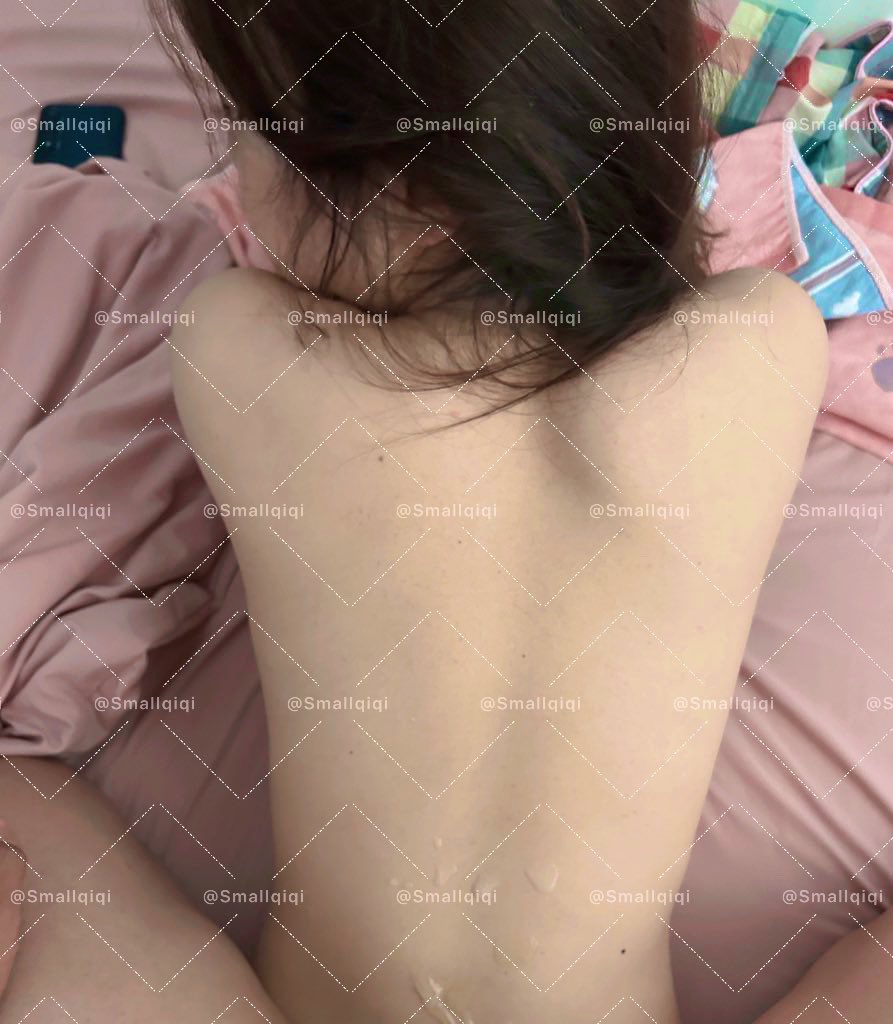 妹妹的背不是背
保加利亚的玫瑰
🌹