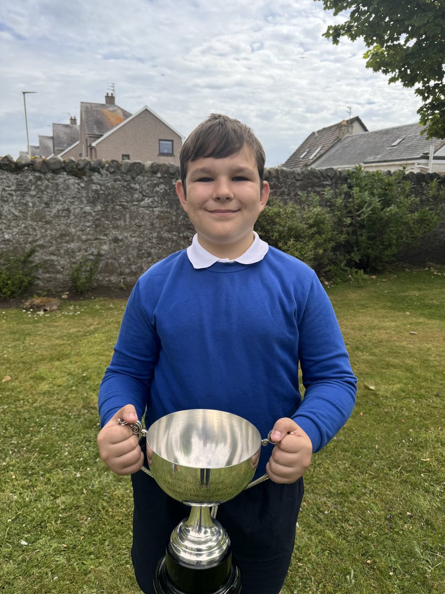 We had a wonderful morning at Newton Church  for our Prizegiving end-of-term service. Learners from P4-7 were awarded trophies and shields for their achievements in learning and sport. We also sang and bid farewell to departing staff and our P7 leavers. 🌈