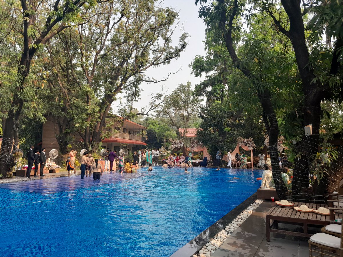 Oleander_saltt's tweet photo. Discover the enchanting beauty of #Maharashtra for your dream destination wedding  🌿💍 Let love blossom amidst the serene landscapes and pristine nature, creating timeless memories in the lap of tranquility. Visit #Oleanderfarms #Resort  for all ur Special Events https://t.co/LjMM0YSS13