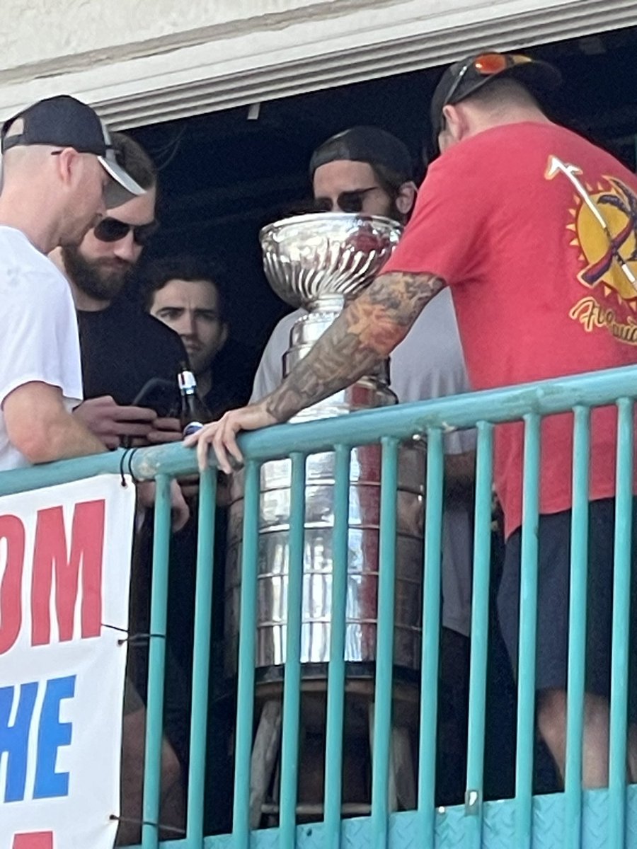 WFOJoe's tweet photo. Lord Stanley Cup at the World Famous Elbo Room on Ft. Lauderdale beach! Friend photo 20 mins ago! #SoFloLife https://t.co/OaZyQwg8Ph