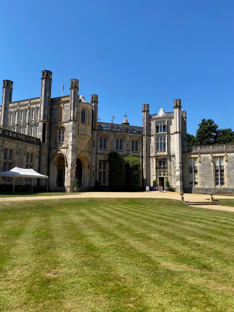 HighcliffeC's tweet image. During the construction of Highcliffe Castle, Lady Stuart De Rothsay complained of the large draughty rooms, and requested smaller doorways.

However, when it's hot, we are grateful that the Castle stays nice and cool! 

Visit Highcliffe Castle and discover its history!