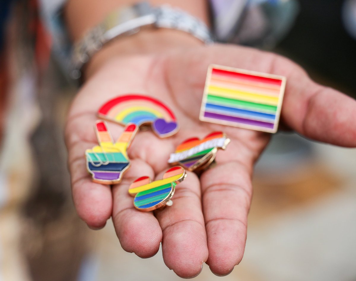 Reconocemos la lucha histórica de la población LGTBIQ+ para conquistar sus derechos e igualdad de oportunidades.

Izando la bandera 🏳️‍🌈 y conmemorando la revuelta de #Stonewall, damos apertura a las actividades en el marco de la semana de la inclusión e igualdad en Piedecuesta 🌈