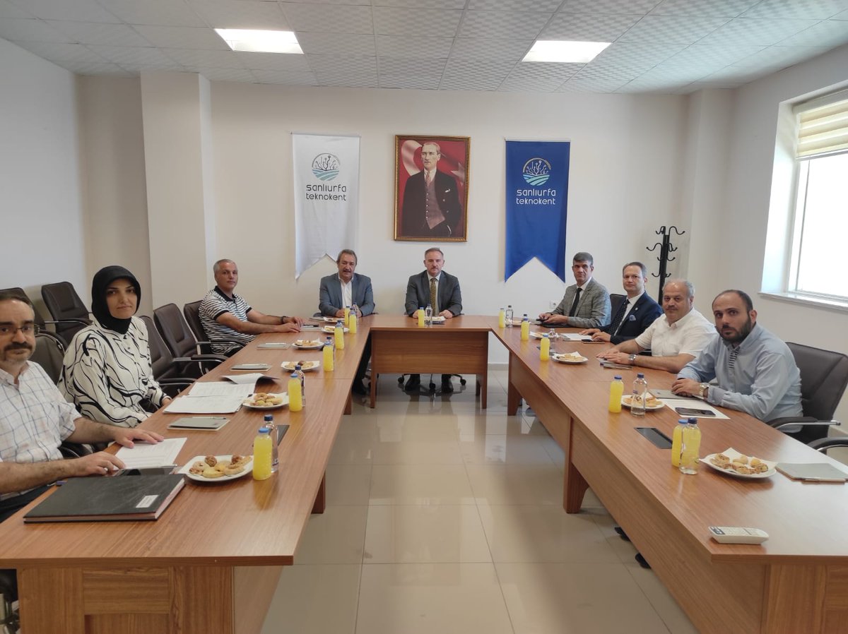 Yönetim Kurulu Başkanımız Sn. Prof. Dr. Mehmet Tahir GÜLLÜOĞLU Başkanlığında,
Genel Kurul Üyelerimiz;
Sn. Mehmet KAYA,
Sn. Serhat KARADAĞ,
Sn. Serkan ELMAS,
Sn. Akif GÜRDAL'ın katılımları ile genel kurul toplantımız gerçekleştirildi.