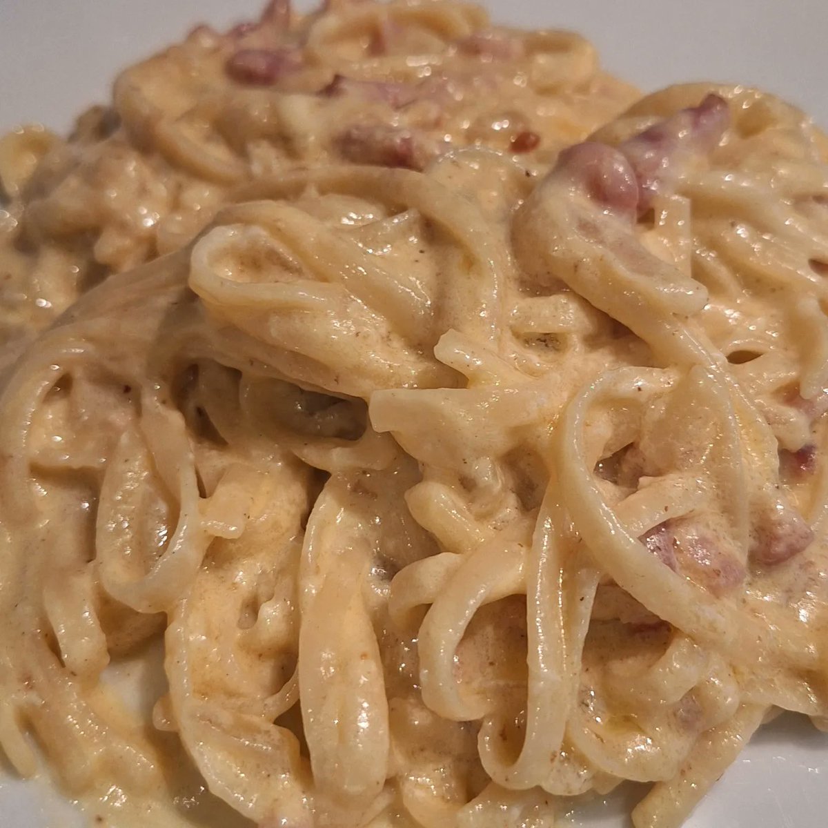 Ah, y por supuesto, con torbiscal y queso de Hinojosa, El Abuelo Calderero. <a href="/QuesosHinojosa/">Quesos de Hinojosa</a>
El vino, acertadísimo. Enhorabuena a la gente que forma parte de Marco Real porque me habéis hecho muy feliz en la comida de hoy. Hacía que no bebía un chardonnay,