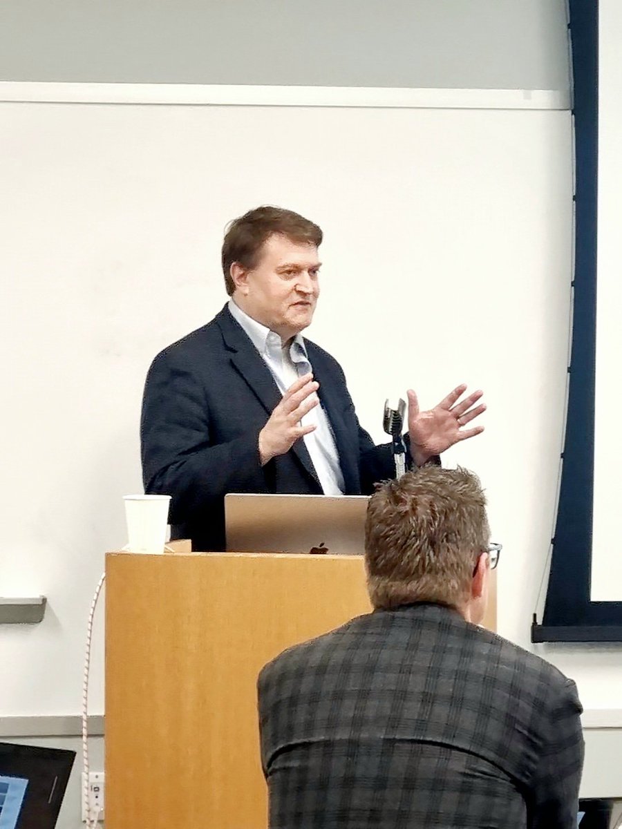 Nous avons eu le privilège de visiter <a href="/IBM/">IBM</a> Chicago, avec une intervention de plusieurs intervenants spécialisés sur le #quantique, l'#ia &amp; les #semiconducteurs. Ils ont partagé des insights sur les avancées technologiques révolutionnaires d'IBM &amp; leur impact futur.