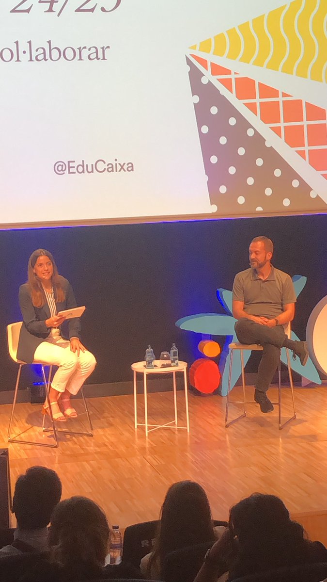 “ Cal que els docents enriqueixin l’experiència personal amb les evidencies educatives per evitar biaixos cognitius” <a href="/hruizmartin/">Héctor Ruiz Martín</a> a <a href="/Educaixa/">EduCaixa</a>