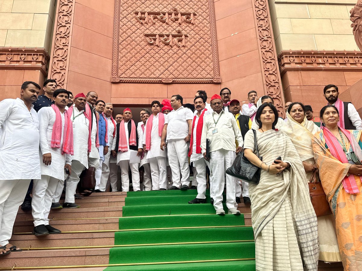 आज नई शपथ संग नया पथ
PDA मंज़िल, PDA ही सफ़र