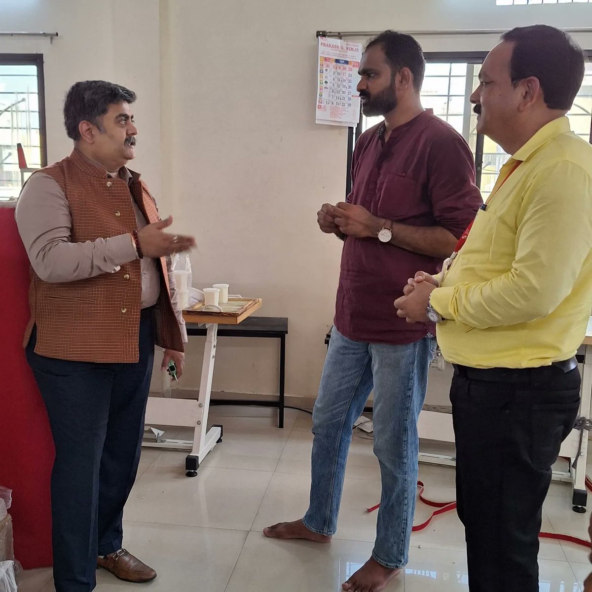 AgresarF's tweet photo. 📸 Fostering Collaboration! 🤝🌟 The esteemed director of Symbiosis Institute of Technology (SIT) DR. NITIN RAKESH and PROF. RAMDAS SIR graced our AGRESAR FOUNDATION with their presence. We delved into exciting ideas, explored growth aspects, and envisioned future collaborations. https://t.co/6pDbfVPcKm