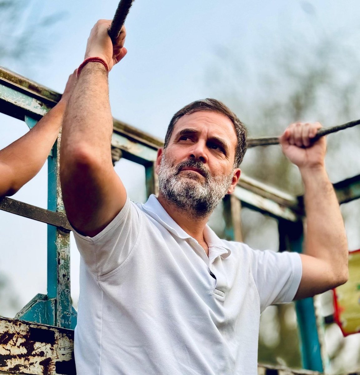 mr_mayank's tweet photo. BIG BREAKING 🚨⚡

Rahul Gandhi appointed as the Leader of Opposition (LoP) in Loksabha

Unlimited nightmares begin for BJP &amp; Non-Biological Modi 🔥🔥🔥 https://t.co/XyDWv3LO5i